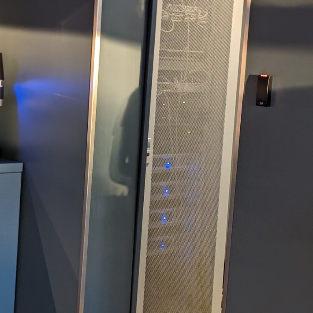 Server Rack Kenya - buy from Nemster